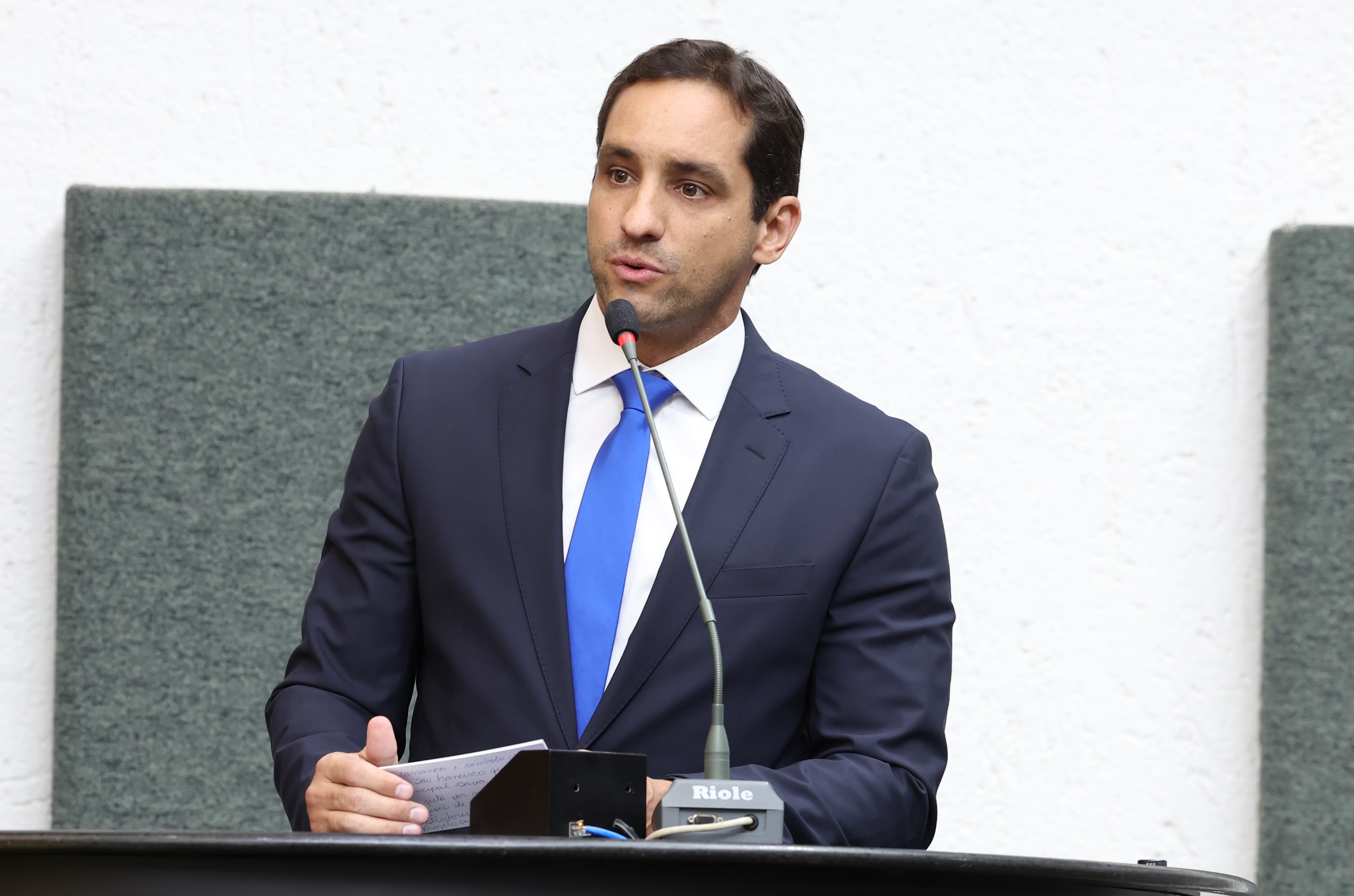 Marcelo Moreira