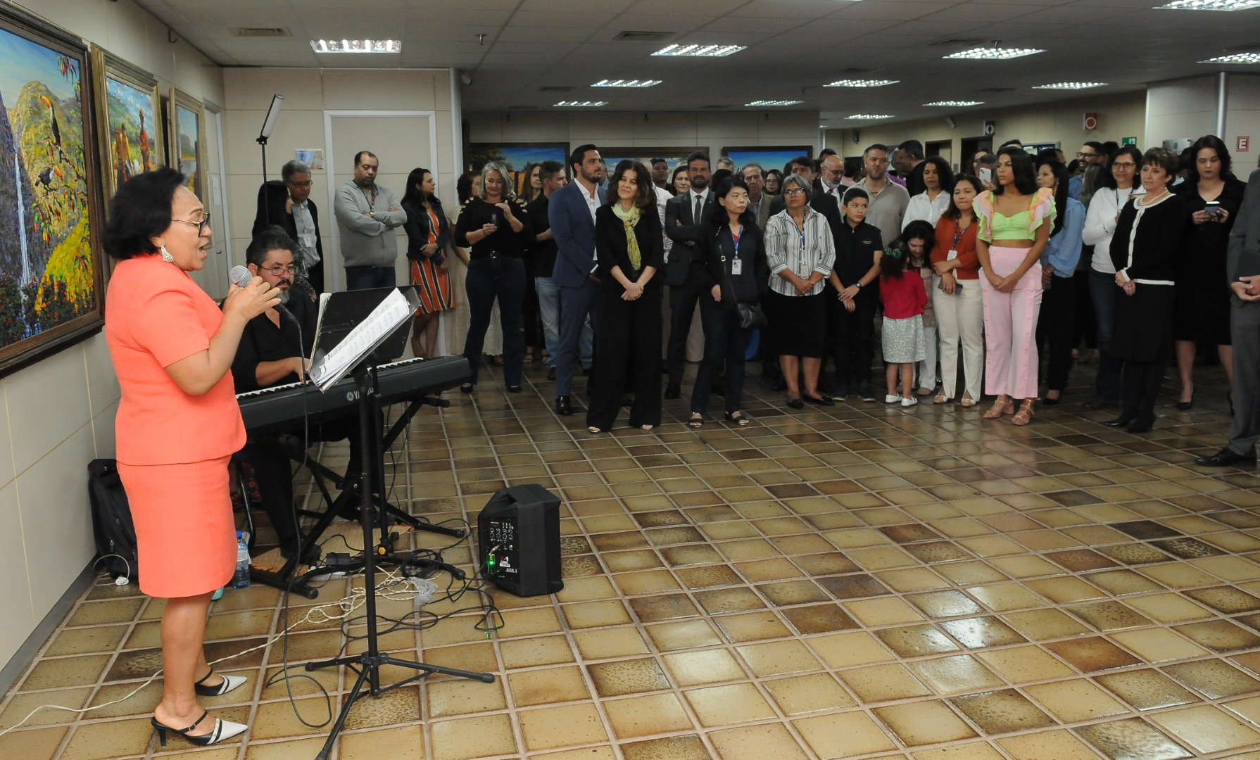apresentação musical dos artistas Elizabete Cardoso e Paulo Vieira.JPG apresentação musical dos artistas Elizabete Cardoso e Paulo Vieira.JPG