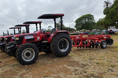Trator DF 01