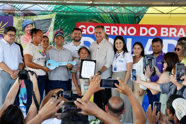 Entrega de equipamentos Amapá