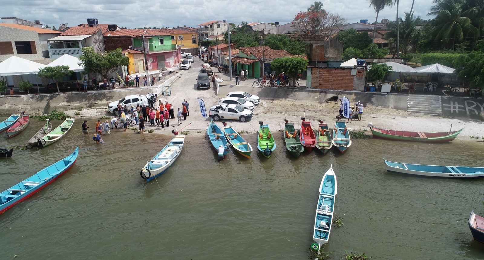 Peixamentos inserem espécies nativas no rio São Francisco em Piaçabuçu e Porto Real do Colégio, em Alagoas 2.JPG Peixamentos inserem espécies nativas no rio São Francisco em Piaçabuçu e Porto Real do Colégio, em Alagoas
