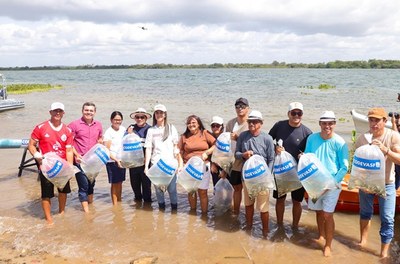 Autoridades no peixamento em Sergipe  nos festejos de Bom Jesus dos Navegantes