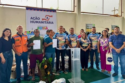 Entrega de kits no Amapá